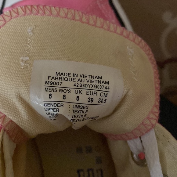 Converse - Picture 4 of 5